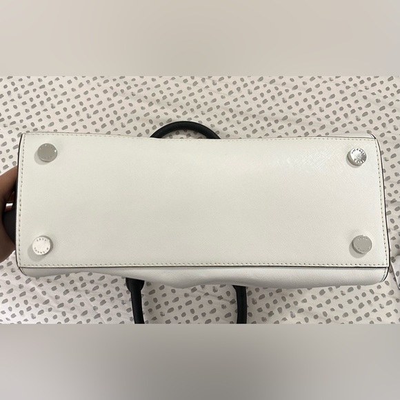 Michael Kors Selma Saffiano Leather Large Satchel - Picture 4 of 4